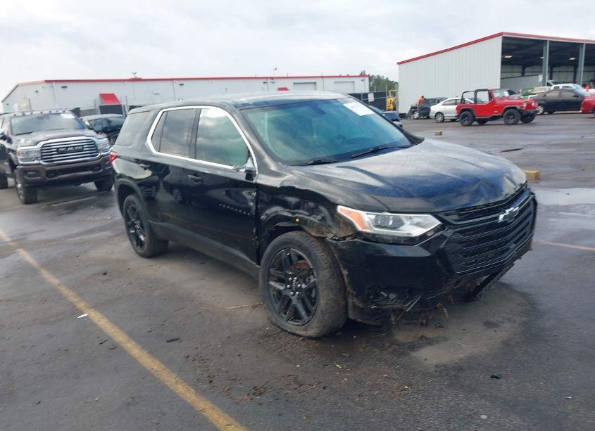 2019 Chevrolet Traverse LS (VIN 1GNERFKW8KJ241616) main photo