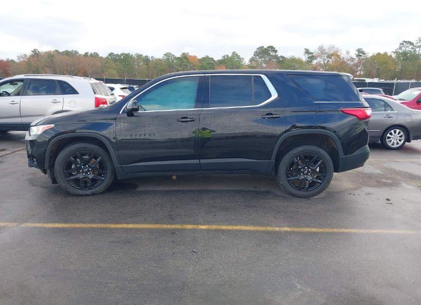 Photo 14 of 2019 Chevrolet Traverse LS (VIN 1GNERFKW8KJ241616)