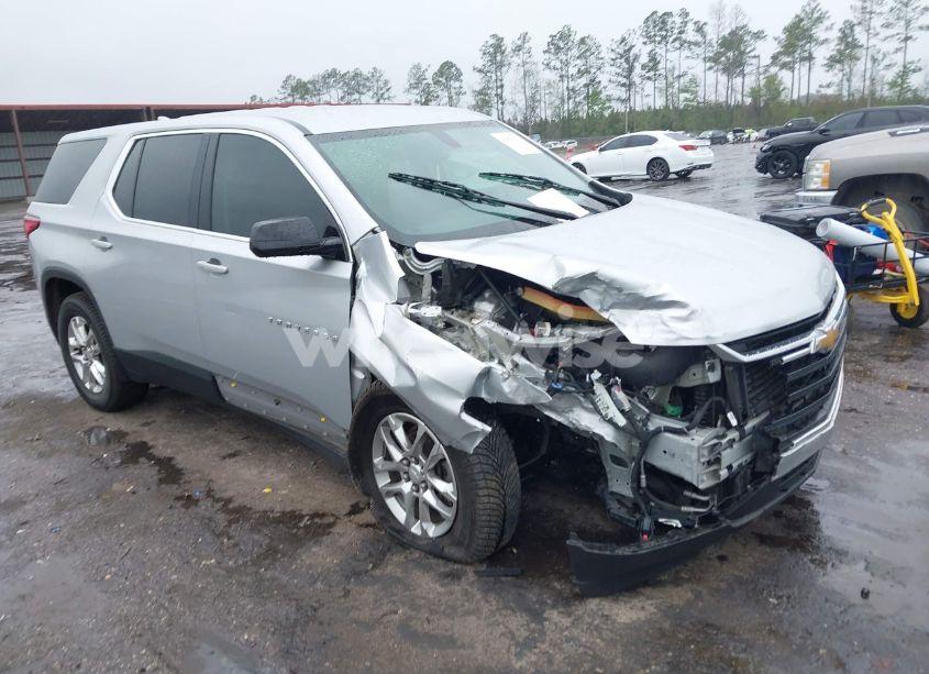 2019 Chevrolet Traverse LS (VIN 1GNERFKW8KJ287107) main photo