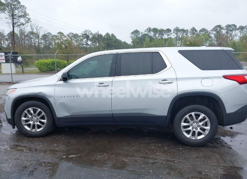 Photo 14 of 2019 Chevrolet Traverse LS (VIN 1GNERFKW8KJ287107)