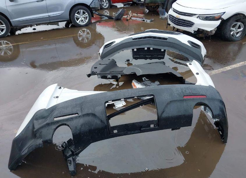 Photo 12 of 2020 Chevrolet Traverse FWD LS (VIN 1GNERFKW8LJ135488)