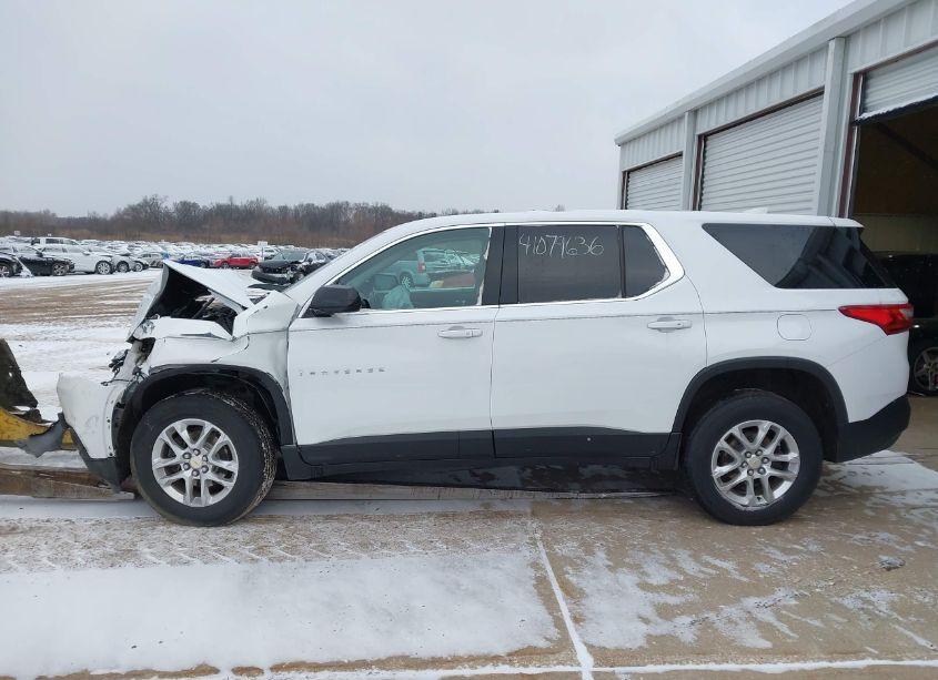 Photo 14 of 2020 Chevrolet Traverse FWD LS (VIN 1GNERFKW8LJ235073)