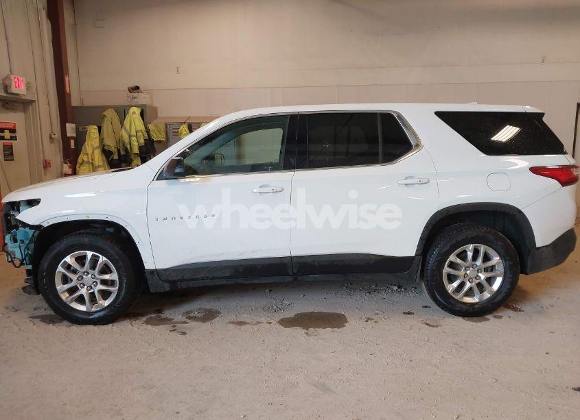 Photo 15 of 2021 Chevrolet Traverse FWD LS (VIN 1GNERFKW8MJ166905)