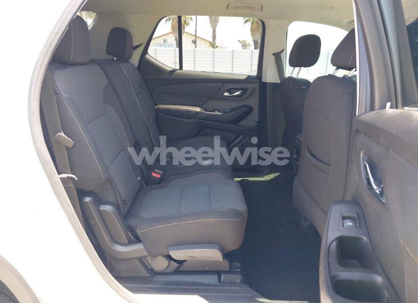 Photo 8 of 2021 Chevrolet Traverse FWD LS (VIN 1GNERFKW8MJ266373)