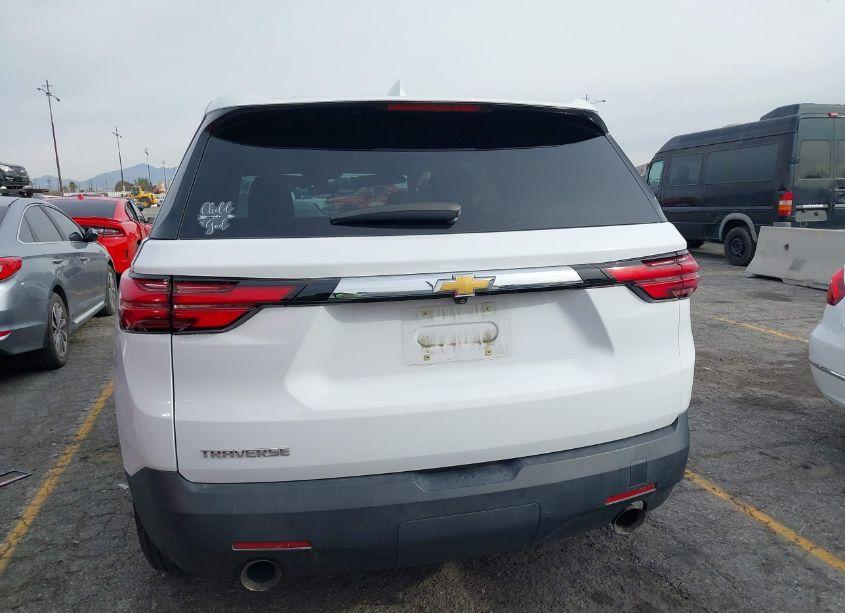 Photo 16 of 2022 Chevrolet Traverse FWD LS (VIN 1GNERFKW8NJ105703)
