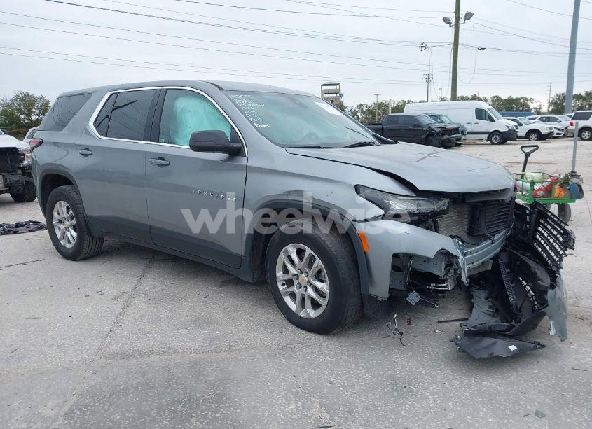 2023 Chevrolet Traverse FWD LS (VIN 1GNERFKW8PJ142575) main photo