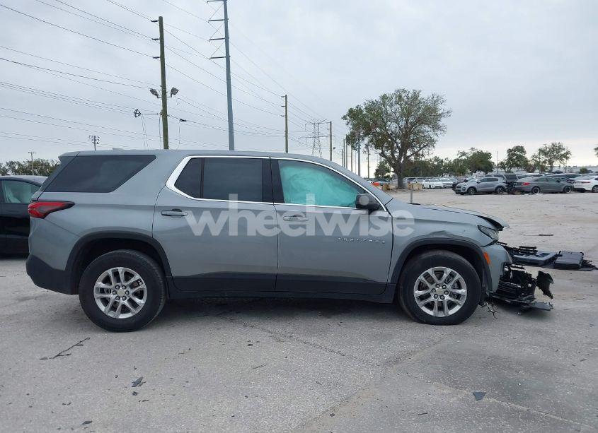 Photo 13 of 2023 Chevrolet Traverse FWD LS (VIN 1GNERFKW8PJ142575)