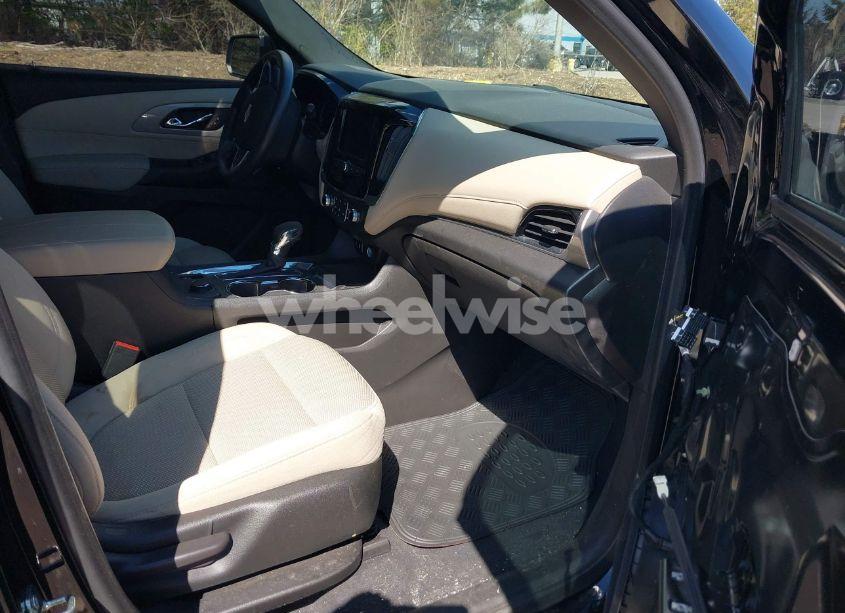 Photo 5 of 2023 Chevrolet Traverse FWD LS (VIN 1GNERFKW8PJ152104)