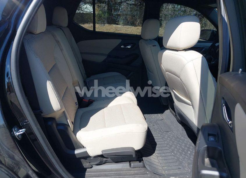 Photo 8 of 2023 Chevrolet Traverse FWD LS (VIN 1GNERFKW8PJ152104)