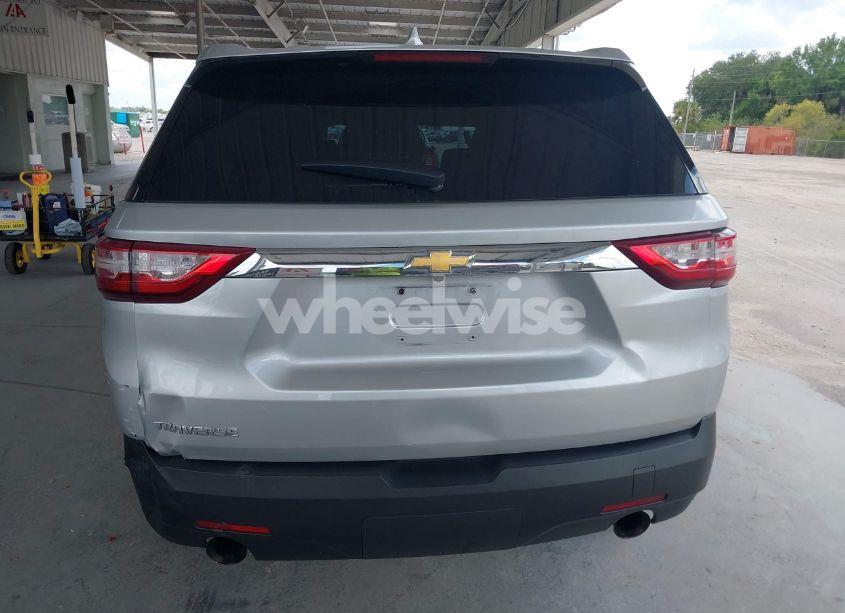 Photo 17 of 2018 Chevrolet Traverse LS (VIN 1GNERFKW9JJ132466)