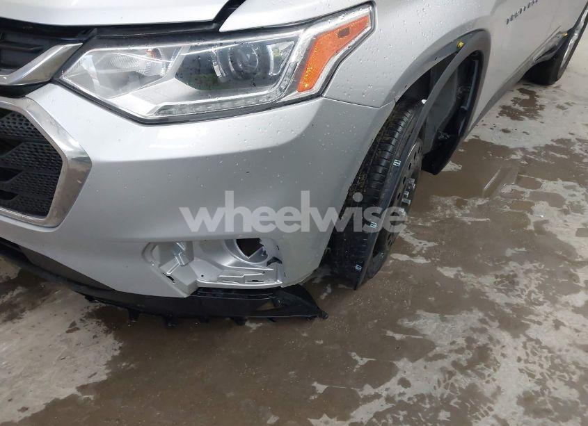 Photo 6 of 2019 Chevrolet Traverse LS (VIN 1GNERFKW9KJ147728)