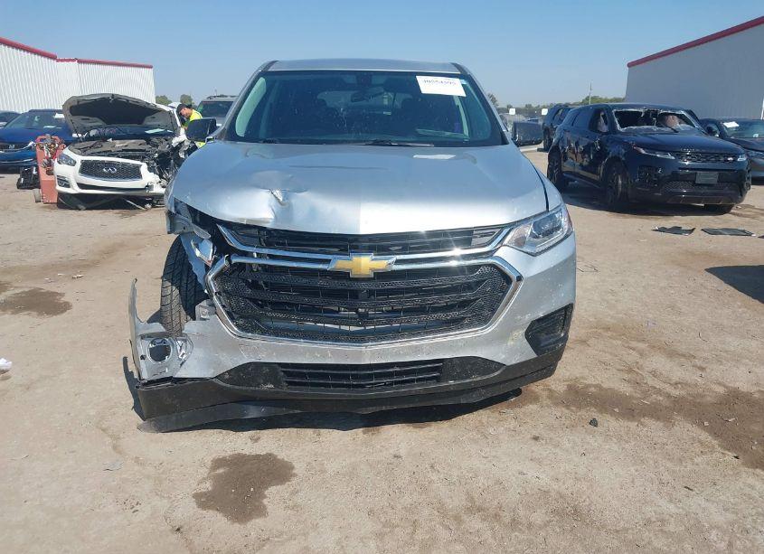 Photo 12 of 2019 Chevrolet Traverse LS (VIN 1GNERFKW9KJ251572)