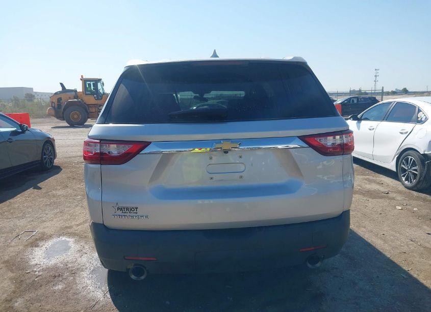 Photo 16 of 2019 Chevrolet Traverse LS (VIN 1GNERFKW9KJ251572)
