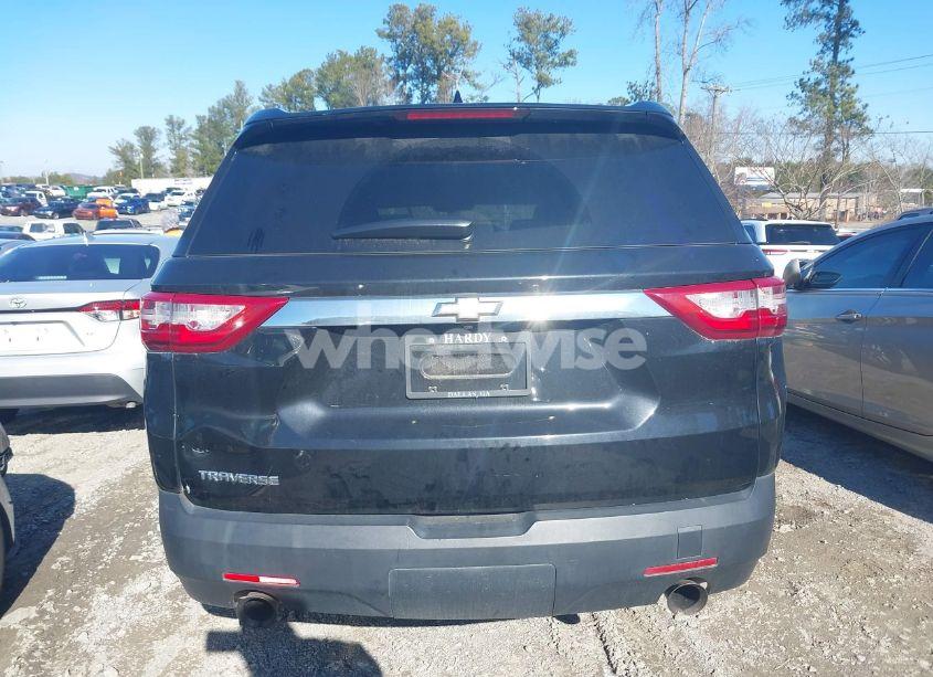 Photo 16 of 2019 Chevrolet Traverse LS (VIN 1GNERFKW9KJ252186)