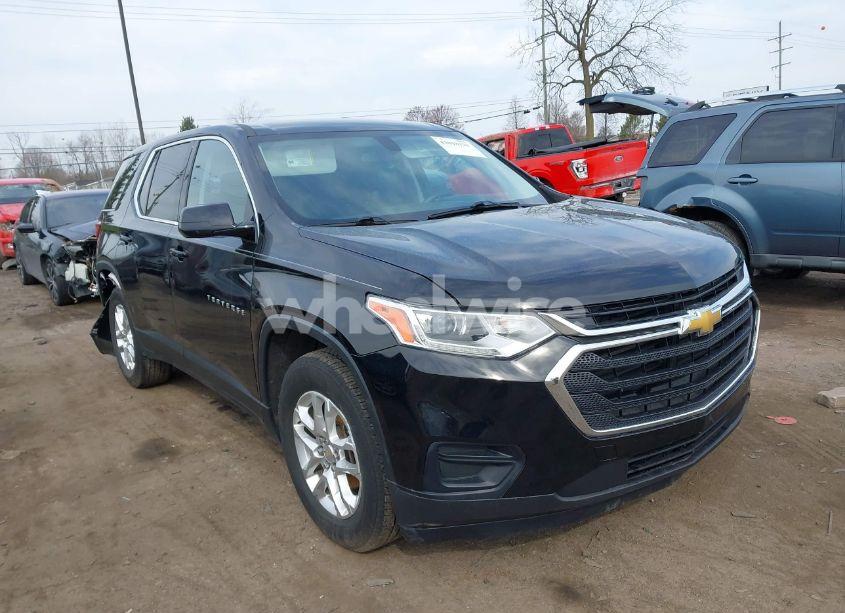 2019 Chevrolet Traverse LS (VIN 1GNERFKW9KJ322222) main photo