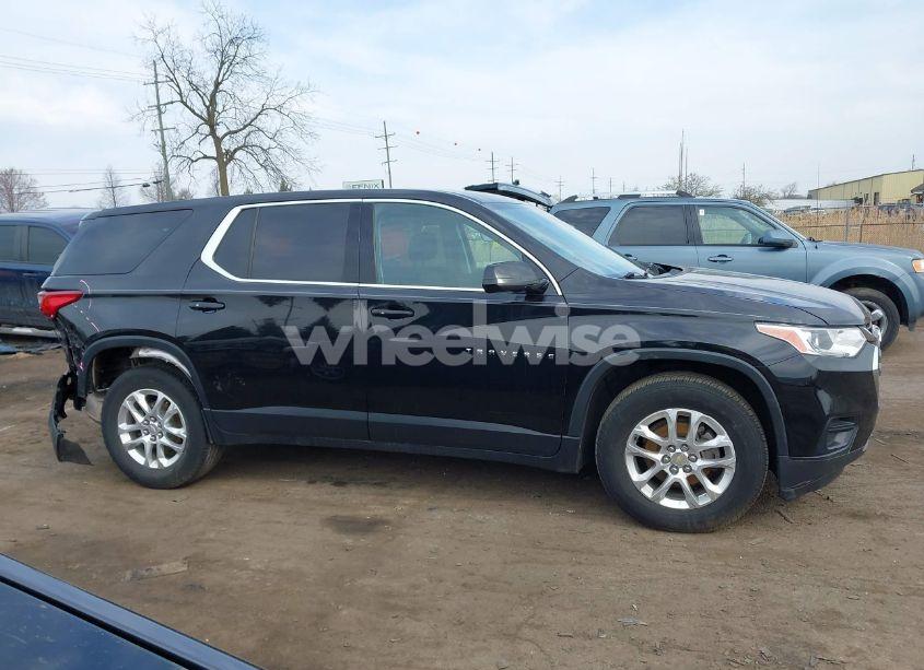 Photo 13 of 2019 Chevrolet Traverse LS (VIN 1GNERFKW9KJ322222)
