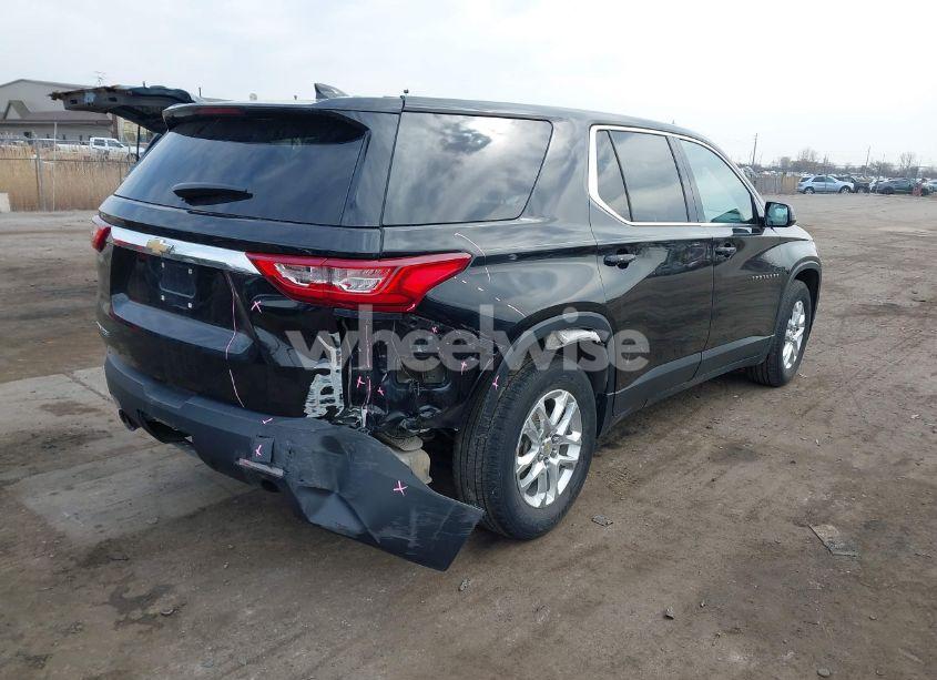 Photo 4 of 2019 Chevrolet Traverse LS (VIN 1GNERFKW9KJ322222)