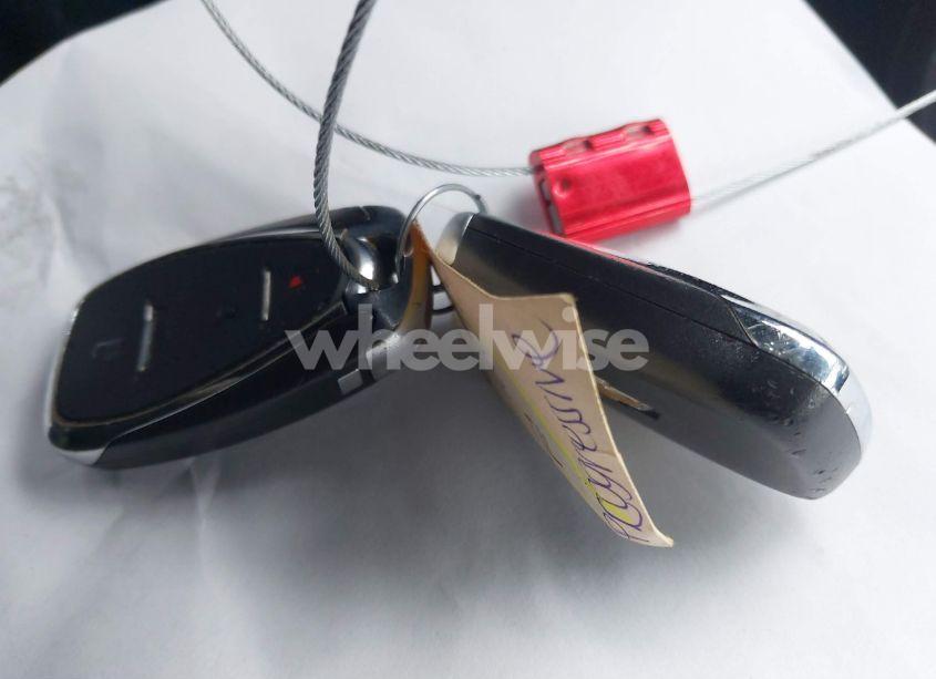 Photo 11 of 2020 Chevrolet Traverse FWD LS (VIN 1GNERFKW9LJ121714)