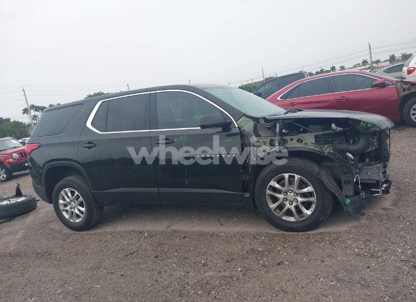 Photo 14 of 2020 Chevrolet Traverse FWD LS (VIN 1GNERFKW9LJ210652)