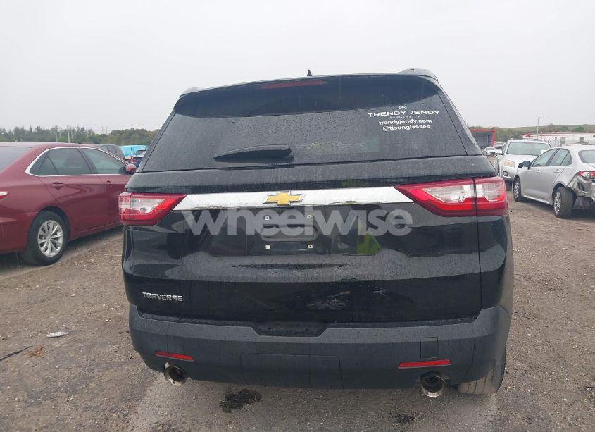 Photo 17 of 2020 Chevrolet Traverse FWD LS (VIN 1GNERFKW9LJ210652)