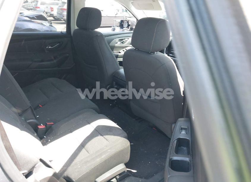 Photo 8 of 2020 Chevrolet Traverse FWD LS (VIN 1GNERFKW9LJ248110)