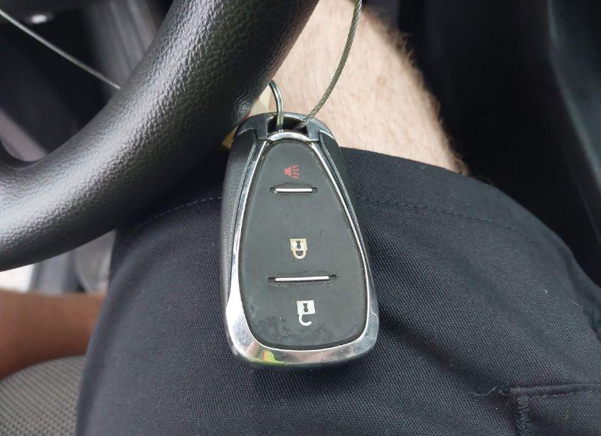 Photo 11 of 2020 Chevrolet Traverse FWD LS (VIN 1GNERFKW9LJ260547)