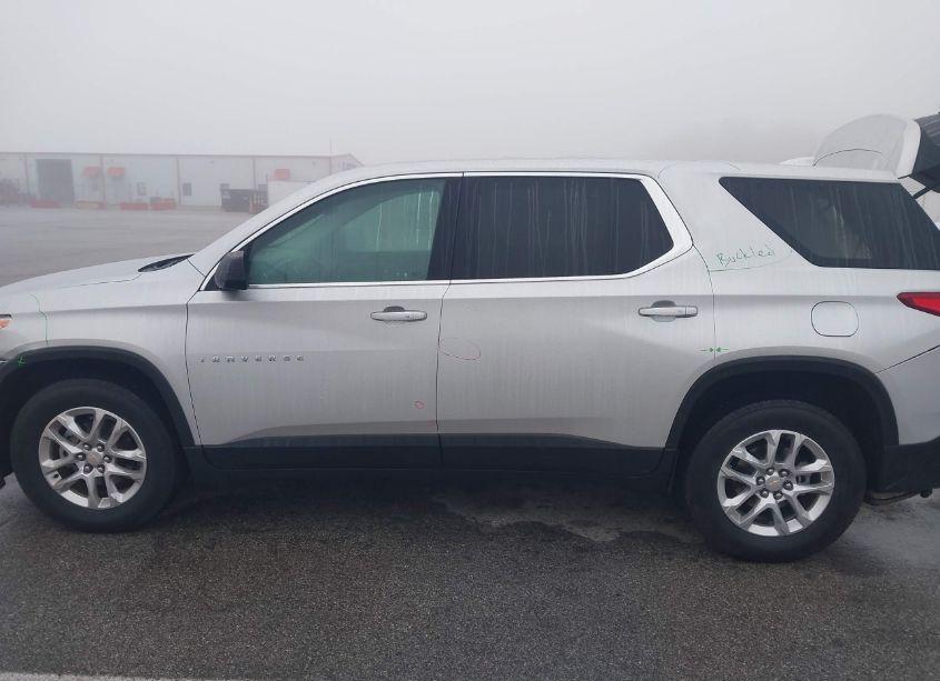 Photo 15 of 2020 Chevrolet Traverse FWD LS (VIN 1GNERFKW9LJ260547)