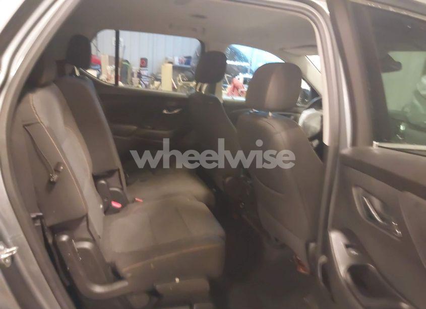 Photo 8 of 2020 Chevrolet Traverse FWD LS (VIN 1GNERFKW9LJ261715)