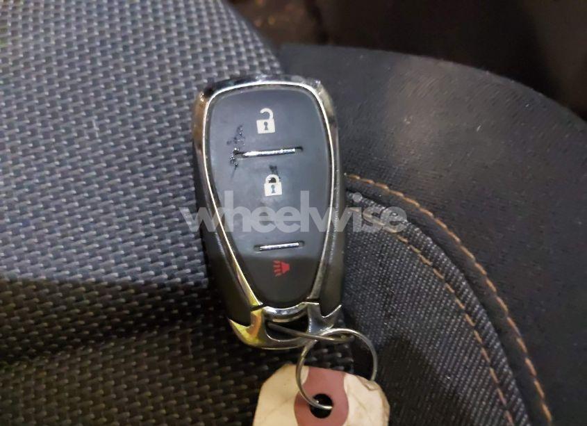 Photo 11 of 2021 Chevrolet Traverse FWD LS (VIN 1GNERFKW9MJ150678)