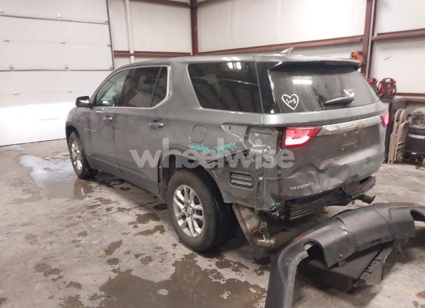 Photo 3 of 2021 Chevrolet Traverse FWD LS (VIN 1GNERFKW9MJ150678)