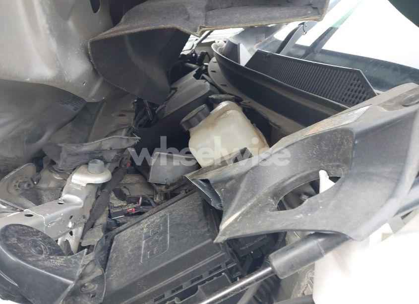 Photo 10 of 2021 Chevrolet Traverse FWD LS (VIN 1GNERFKW9MJ228909)