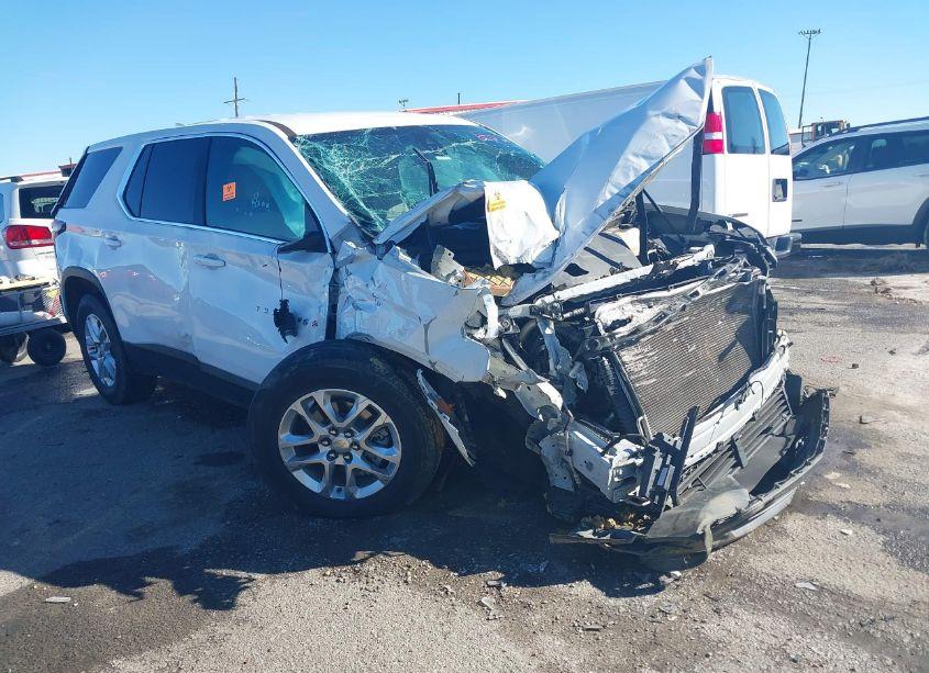 2022 Chevrolet Traverse FWD LS (VIN 1GNERFKW9NJ118766) main photo