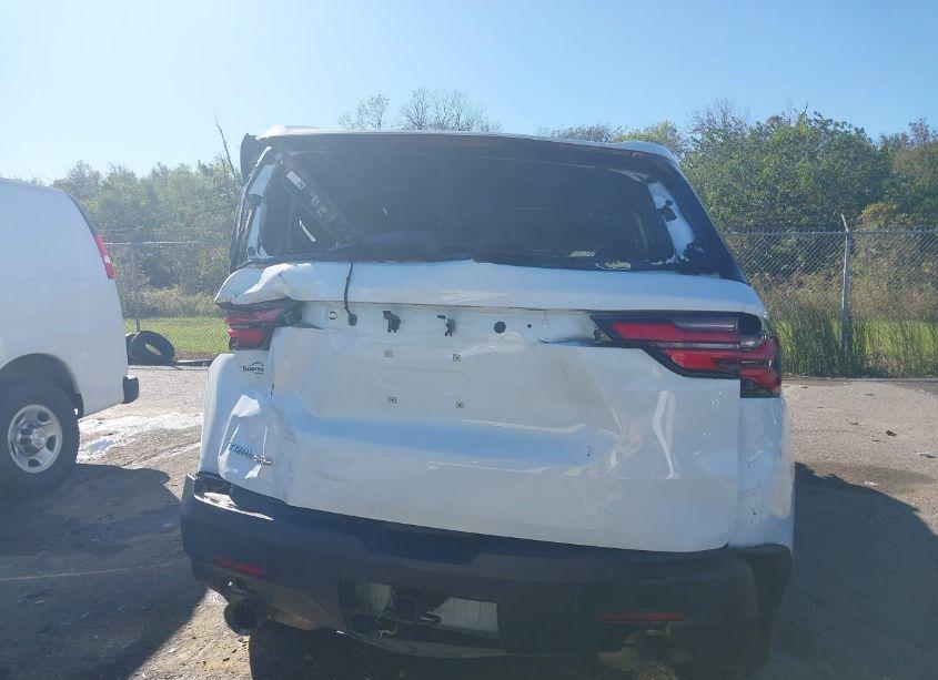 Photo 8 of 2022 Chevrolet Traverse FWD LS (VIN 1GNERFKW9NJ118766)