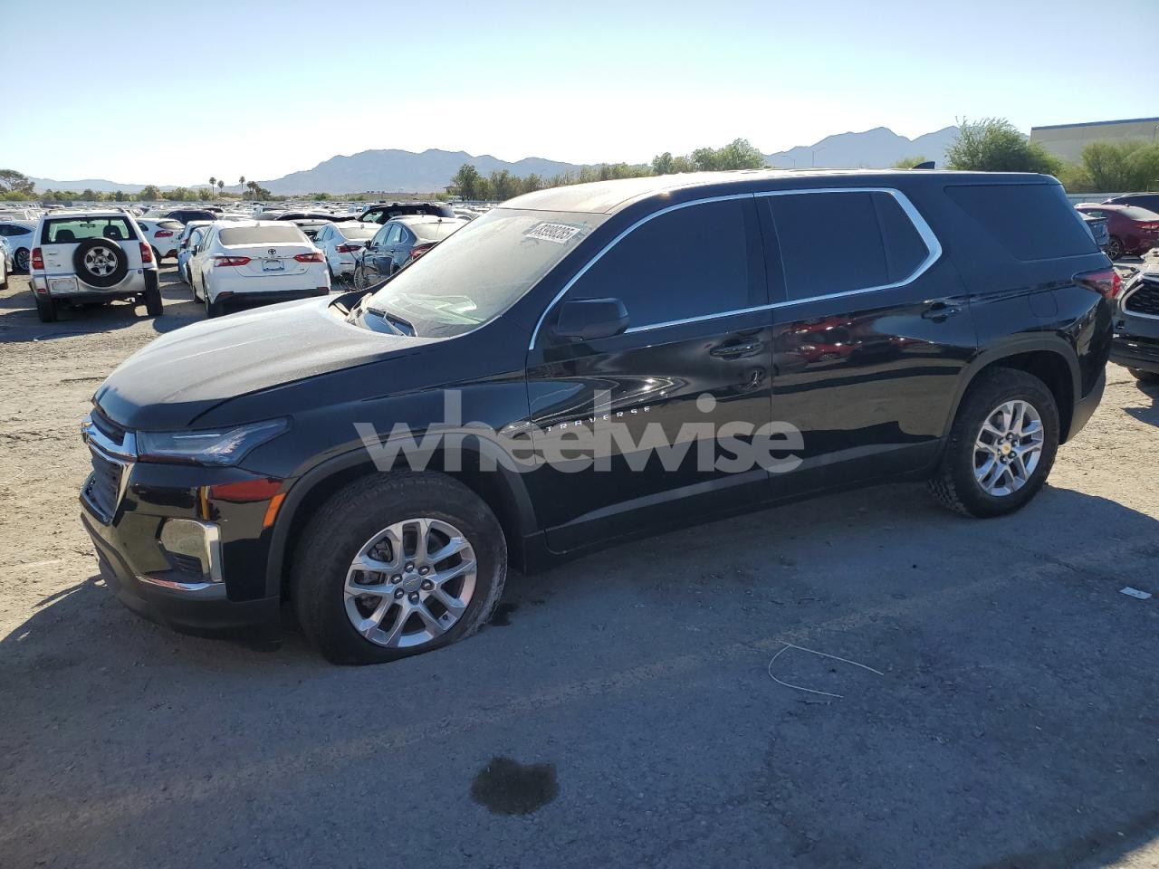 2022 CHEVROLET TRAVERSE LS (VIN 1GNERFKW9NJ182046) main photo