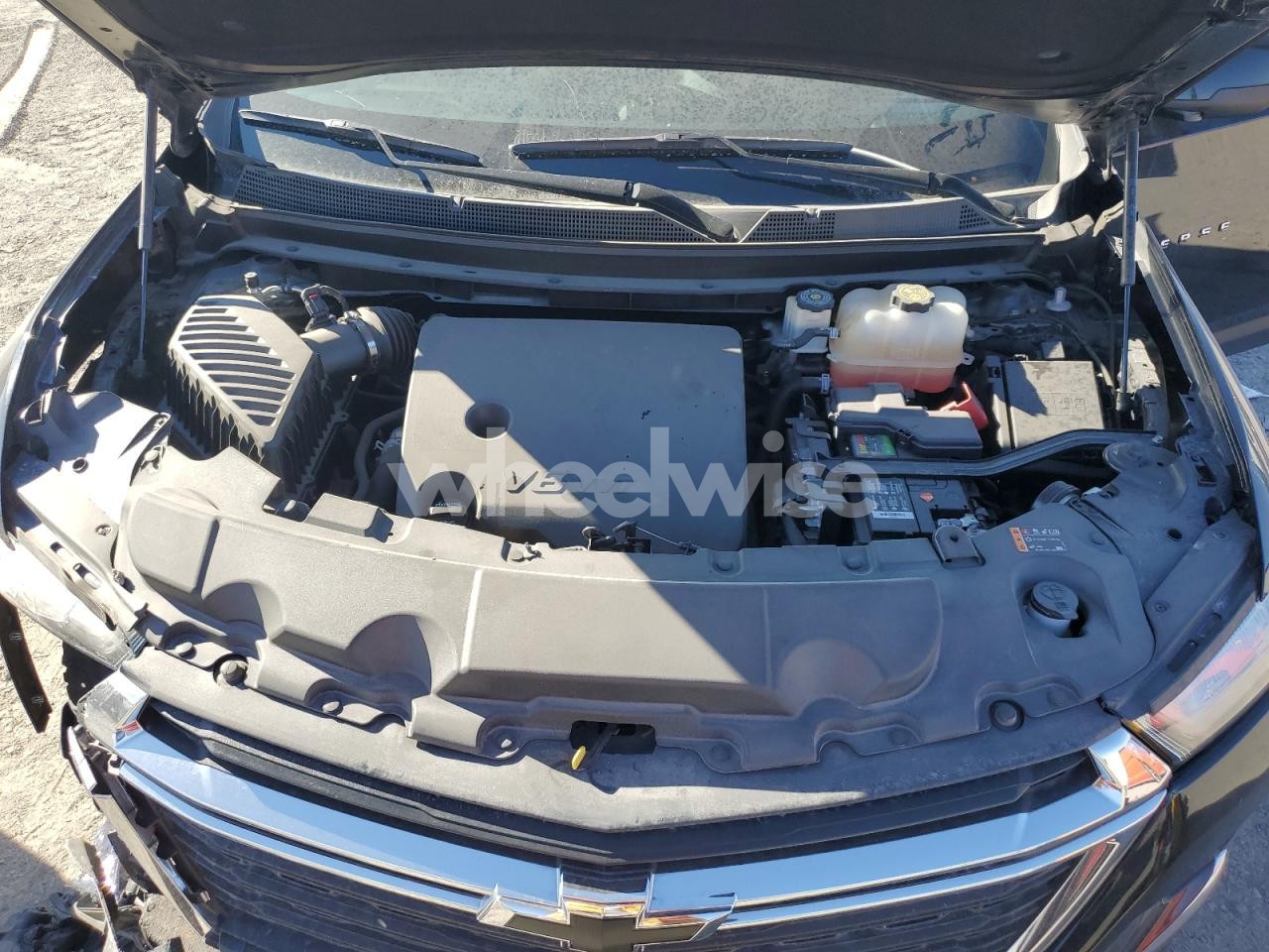 Photo 12 of 2022 CHEVROLET TRAVERSE LS (VIN 1GNERFKW9NJ182046)