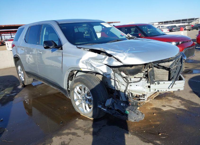 2018 Chevrolet Traverse LS (VIN 1GNERFKWXJJ247237) main photo