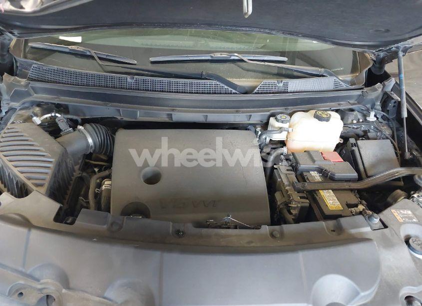 Photo 10 of 2019 Chevrolet Traverse LS (VIN 1GNERFKWXKJ280854)