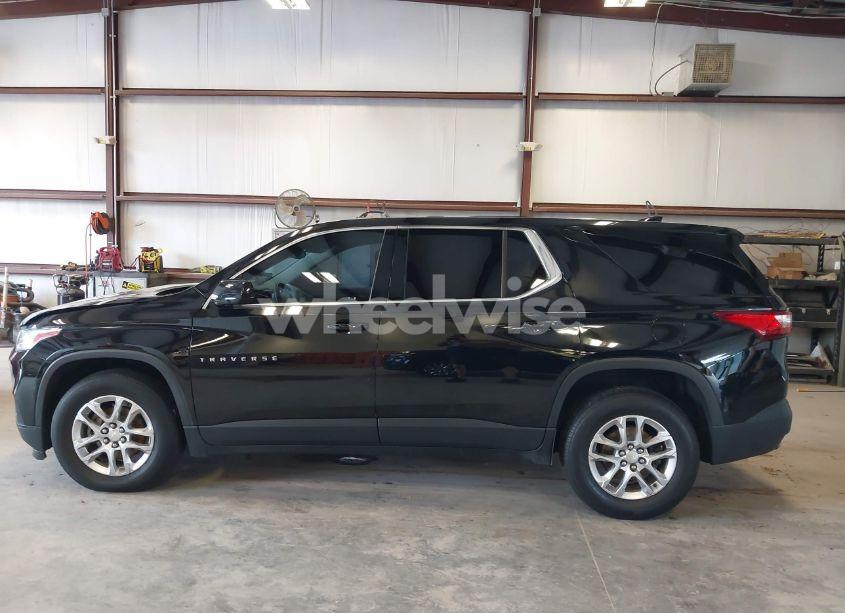 Photo 14 of 2019 Chevrolet Traverse LS (VIN 1GNERFKWXKJ280854)