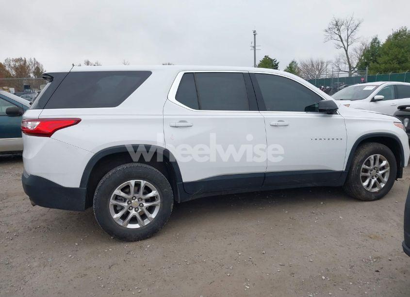Photo 13 of 2020 Chevrolet Traverse FWD LS (VIN 1GNERFKWXLJ101312)