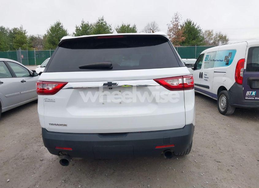 Photo 16 of 2020 Chevrolet Traverse FWD LS (VIN 1GNERFKWXLJ101312)