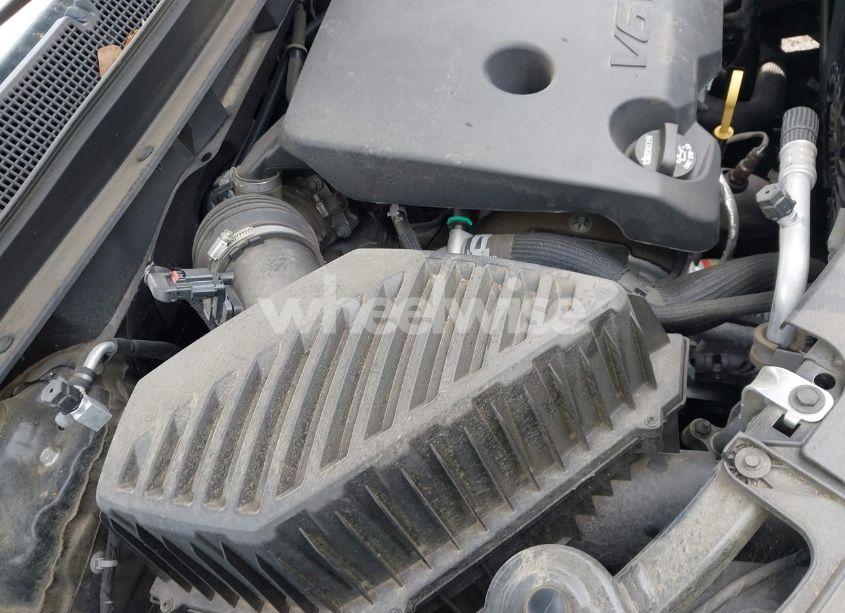 Photo 17 of 2020 Chevrolet Traverse FWD LS (VIN 1GNERFKWXLJ204066)