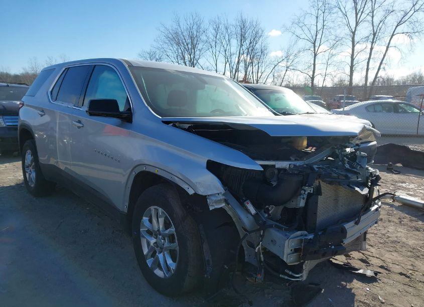 2020 Chevrolet Traverse FWD LS (VIN 1GNERFKWXLJ309514) main photo
