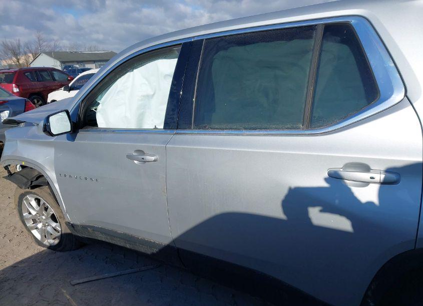 Photo 14 of 2020 Chevrolet Traverse FWD LS (VIN 1GNERFKWXLJ309514)