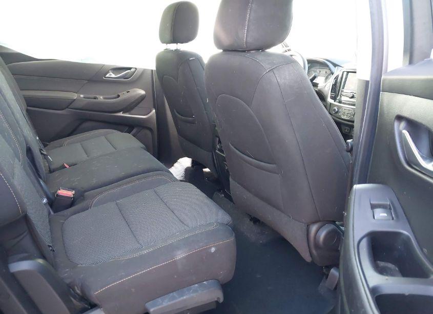 Photo 8 of 2020 Chevrolet Traverse FWD LS (VIN 1GNERFKWXLJ309514)