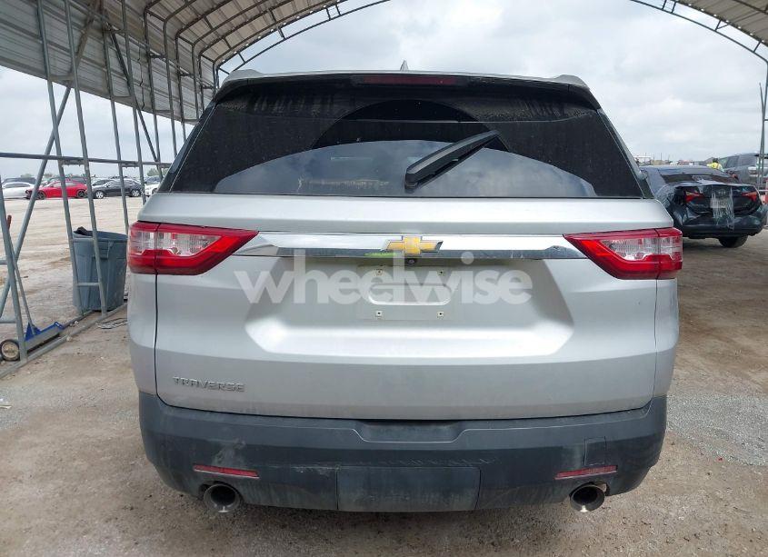 Photo 16 of 2021 Chevrolet Traverse FWD LS (VIN 1GNERFKWXMJ232175)