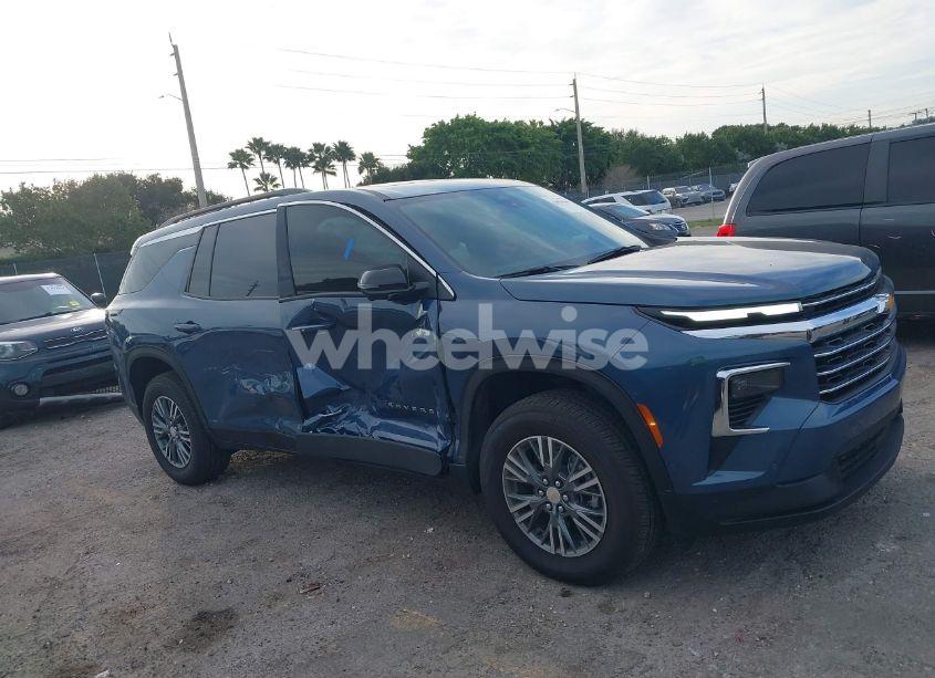 Photo 6 of 2024 Chevrolet Traverse FWD LT (VIN 1GNERGKS1RJ202864)