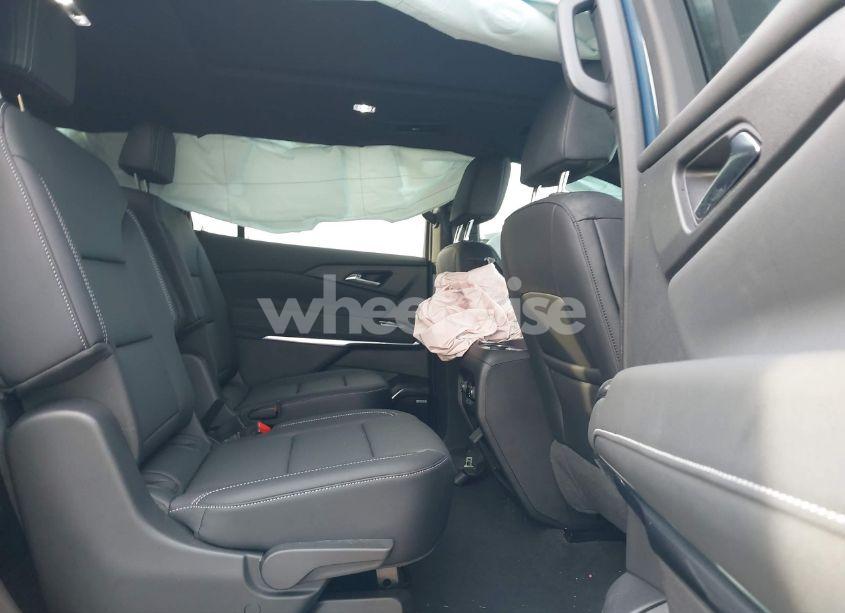 Photo 8 of 2024 Chevrolet Traverse FWD LT (VIN 1GNERGKS1RJ202864)