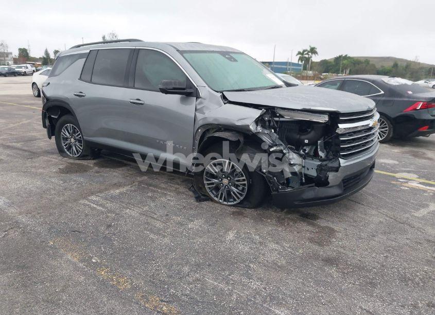 2024 Chevrolet Traverse FWD LT (VIN 1GNERGKS2RJ156560) main photo