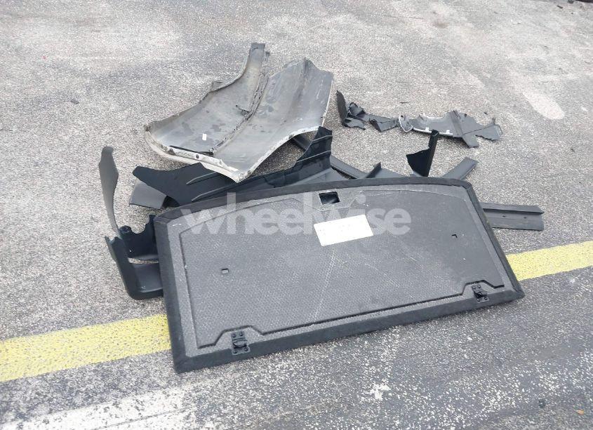 Photo 12 of 2024 Chevrolet Traverse FWD LT (VIN 1GNERGKS2RJ156560)