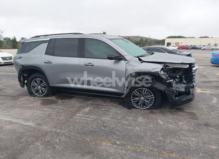 Photo 14 of 2024 Chevrolet Traverse FWD LT (VIN 1GNERGKS2RJ156560)